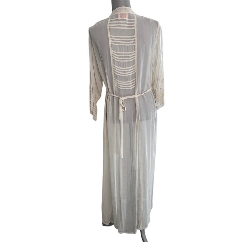 April Cornell Sheer cream robe sequin floral details size medium - Picture 5 of 12
